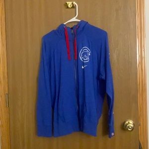 Nike Women’s Cubs zippered shirt, size XXL